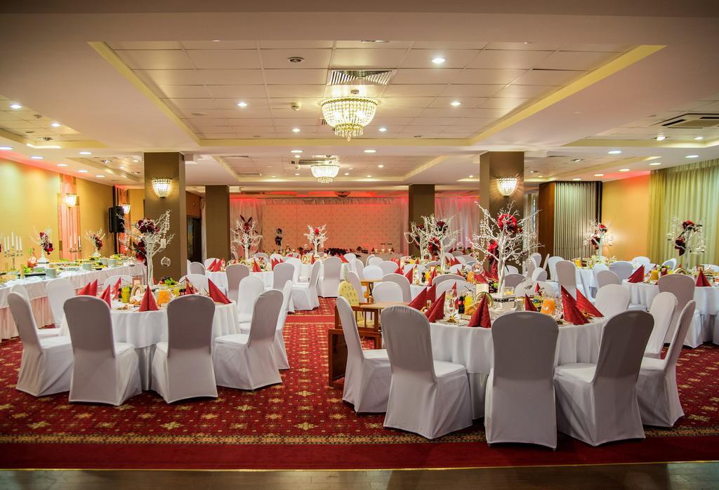 Hotel Novum & Spa Niepołomice Dış mekan fotoğraf