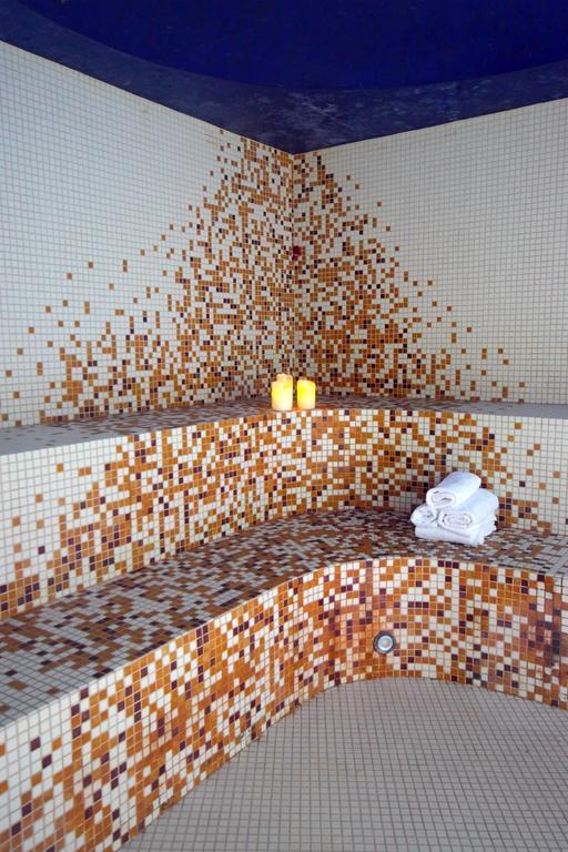 Hotel Novum & Spa Niepołomice Dış mekan fotoğraf